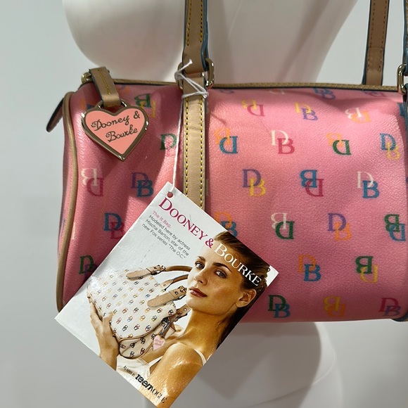 NWT Dooney & Bourke Pink Shoulder Bag with Multicolor Logo - Picture 3 of 7